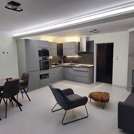 Andronike's * Σάμη